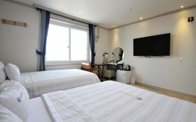 Yeosu Mj Motel Extérieur photo